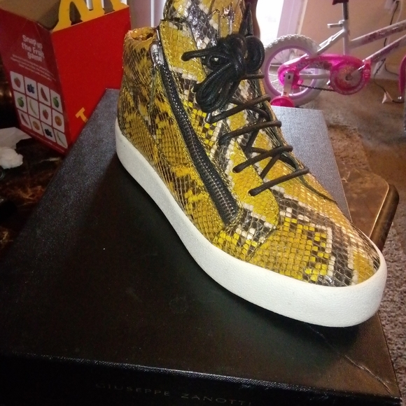 Giuseppe shoes - Picture 7 of 8